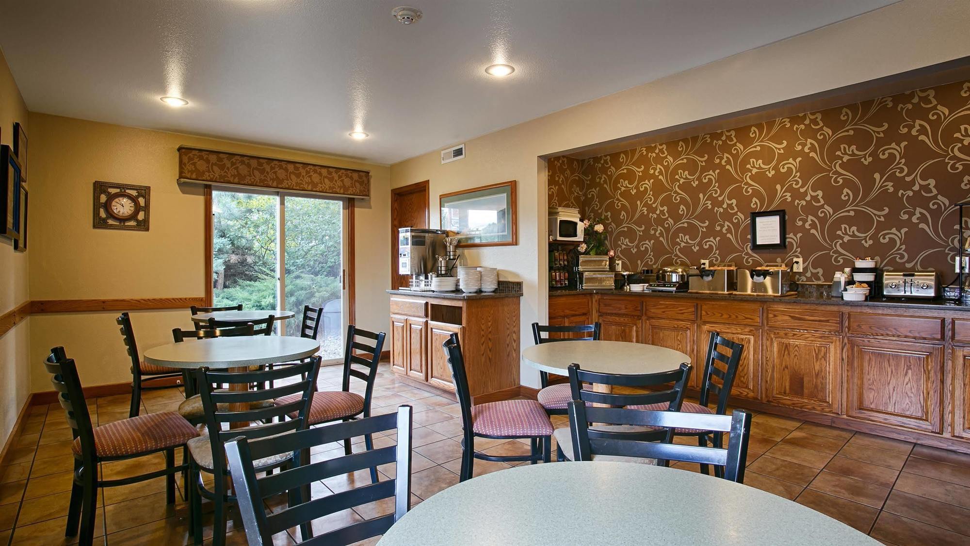 Rivertree Inn & Suites Clarkston المظهر الخارجي الصورة